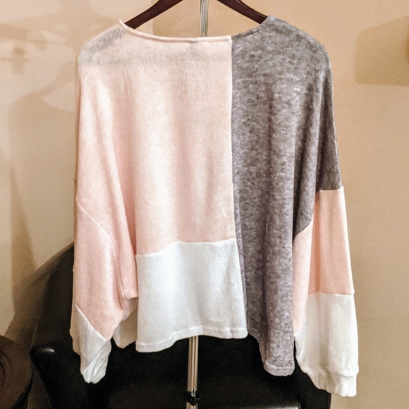 ❤️ LAST ONE ❤ Color Block Ballon Sleeve Sweater - Picture 6 of 6